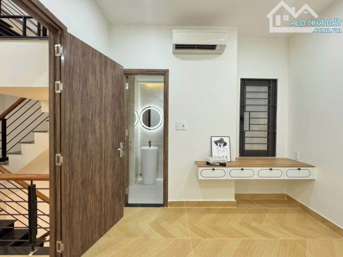 BÁN NHÀ MỚI PHỐ PHẠM VĂN ĐỒNG – 5 TẦNG HIỆN ĐẠI, FULL NỘI THẤT – GIÁ CHỈ 7,15 TỶ! - 3