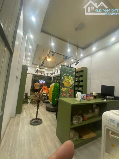 CỰC HIẾM! BÁN NHÀ MẶT PHỐ NGUYỄN TRÃI, 51M2, VỈA HÈ ĐÁ BÓNG, KINH DOANH SẦM UẤT - 3