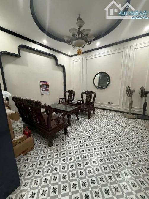 Bán nhà Tô Vĩnh Diện Thanh Xuân 88m 5T MT 7.7m 22.5 tỷ lô góc ô tô đỗ cửa - 3