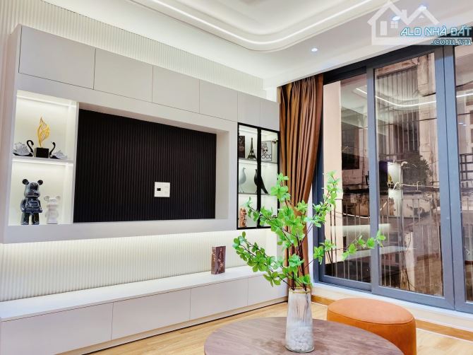 CHÍNH CHỦ NGỘP NGÂN HÀNG CẦN BÁN NHÀ ĐƯỜNG HOÀNG VĂN THỤ,TÂN BÌNH - GIÁ CHỐT 4 TỶ 660 . - 3