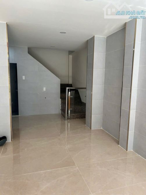 4❌12m, BÁN NHÀ MẶT TIỀN NGUYỄN VĂN KHỐI, 5 TẦNG, P11 GÒ VẤP, 8 TỶ HƠN - 3