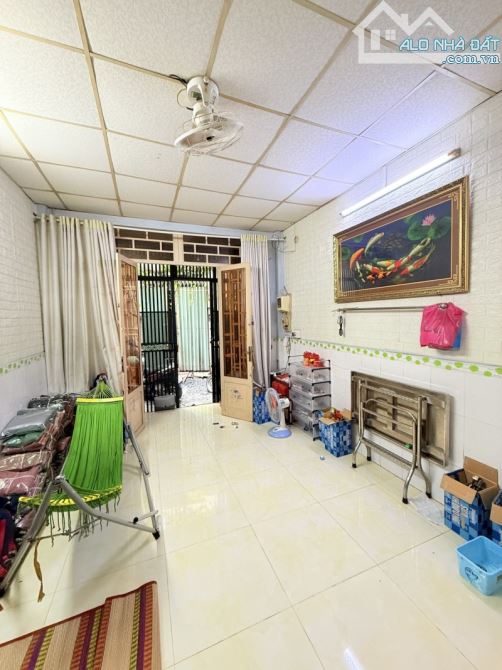 NHÀ HIẾM 3 TẦNG TRUNG TÂM TÂN BÌNH - G.I.Á SIÊU RẺ - 3