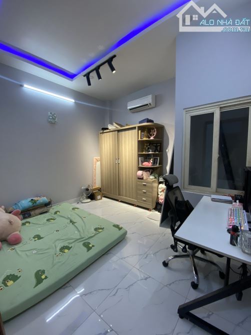 [ĐÃ GIẢM 200TR CÒN 3TY750TR ] NHÀ ĐẸP CHÍNH CHỦ CẦN BÁN, SHR - 3