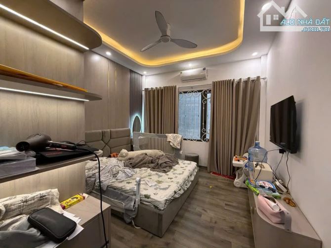 Bán nhà Trần khát chân, ô tô vào nhà, 2 mặt ngõ lớn, dtsd lớn 74m2 x 6 tầng tm - 2