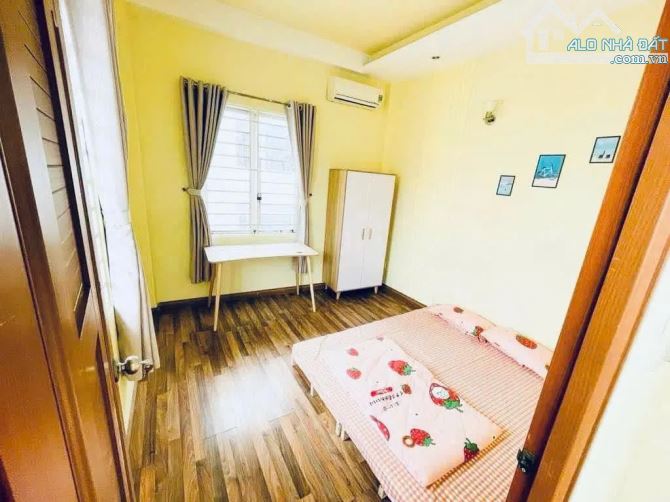 CĂN GÓC 3 MẶT TIỀN – HUỲNH VĂN BÁNH – 7 PHÒNG NGỦ – THUÊ FULL – NHỈNH 9 TỶ - 3