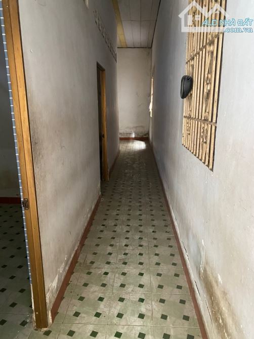 Bán đất tặngnhà cấp 4,dt 100m2 ngang 7M,một sẹc,hẻm trước nhà 5Mxe tải, Huỳnh Tấn Phát - 3