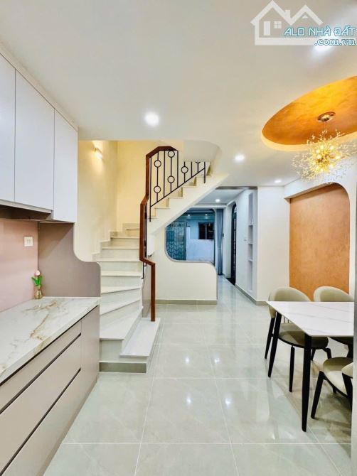 Bán Nhà Bình Thạnh - Ngay Thị Nghè - Nhà Đẹp 3 Tầng - Full Nội Thất - Chỉ 6.x tỷ - 3