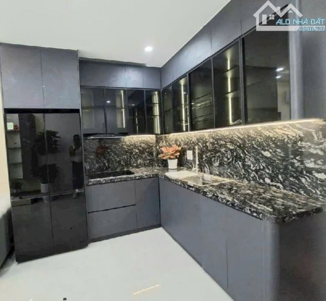 BÁN NHÀ THẠCH BÀN LONG BIÊN, PHÂN LÔ, Ô TÔ VÀO NHÀ, THANG MÁY, TẶNG NỘI THẤT CHẤT, GIÁ MỀM - 3