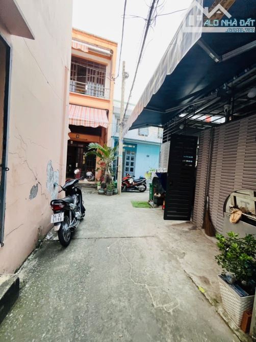 🟢 NHÀ 2 TẦNG, NGAY VINCOM THỦ ĐỨC, 80m2 FULL THỔ CƯ, 4PN, TRUNG TÂM THỦ ĐỨC,CHỈ 6,1 tỷ TL - 3