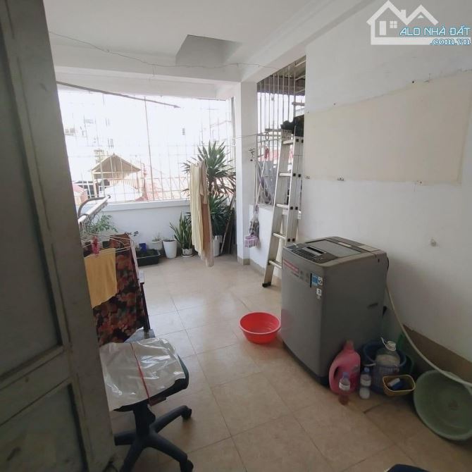 Cho thuê nhà riêng ngõ 12 Kim Giang, Thanh Xuân, 28m2 x 5 tầng 3PN 9tr/tháng. - 3