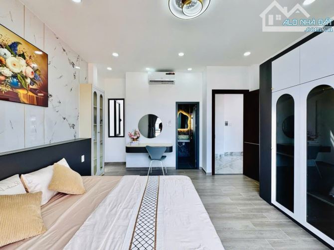 Vila Hẻm 6m Bùi Quang Là P12💎 Diện tích: 8,9m x 10m 3 Lầu 4PN 5WC💵8,6 Tỷ - 40