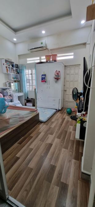 Bán nhà 2 tầng, còn mới - Mua vào ở ngay - Hương Lộ 2, Bình Tân - Chỉ hơn 4 tỷ - 4