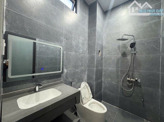 🏡 Nhà mê hẻm 390 Cách Mạng Tháng 8 - 4