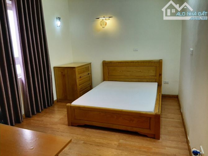 cho thuê chung cư 137 Nguyễn Ngọc Vũ, Trung Hòa. 80m2, 2 phòng ngủ, đủ đồ 13 triệu - 4