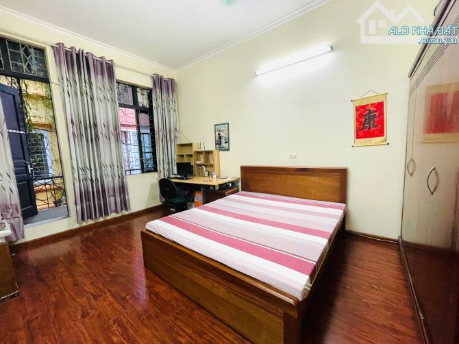 CHÍNH CHỦ CẦN BÁN NHÀ ĐẦU NGÕ 29 KHƯƠNG HẠ, 55m2 4 TẦNG MT 4.7 m GIÁ HƠN 13 TỶ - 4