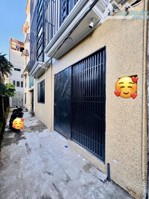 BÁN NHÀ 47m2, 6 TẦNG THANG MÁY 6 NGỦ, CẦU GIẤY - 50M RA PHỐ, FULL NỘI THẤT - 10 TỶ HƠN - 4