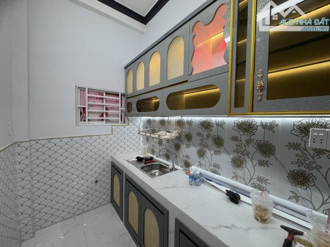 💥🏠Gấp bán, Nhà mới keng,Gần mặt tiền, Gò Gốm, Quận 6,39m2, 2tầng, giá hạt dẻ, nhỉnh 3 tỷ - 4