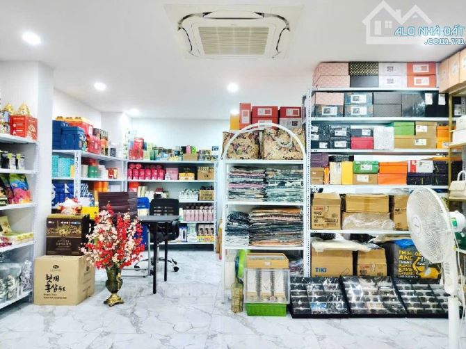 Tổng giảm 7ty  giá chào mới 63ty  BÁN TÒA NHÀ VĂN PHÒNG VIP 7 TẦNG - MẶT TIỀN NGUYỄN VĂN N - 4