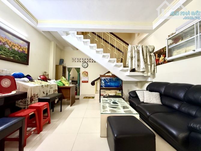 BÁN NHÀ HẺM PHAN XÍCH LONG - PHÚ NHUẬN - 3 TẦNG  - 4.4M × 12M -  NHỈNH 9 TỶ - 4