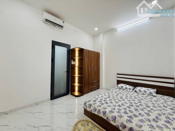Bán nhà hẻm 1/, 51.2m2 ngay Hồ Văn Huê, Phú Nhuận. Giá: 4 Tỷ 225. SHR, hẻm xe hơi 5m - 4