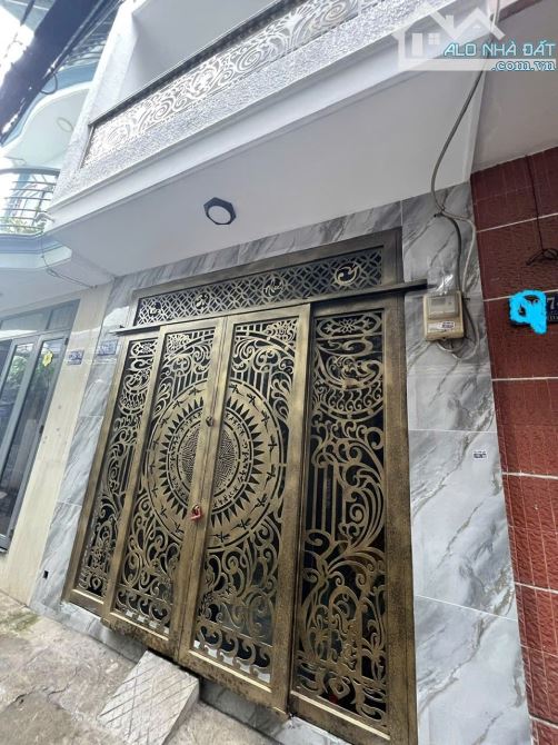 Hàng Ngộp Giá siêu rẻ 3 tầng Nguyễn Văn Nghi Gò Vấp nhỉnh 3 tỉ - 4