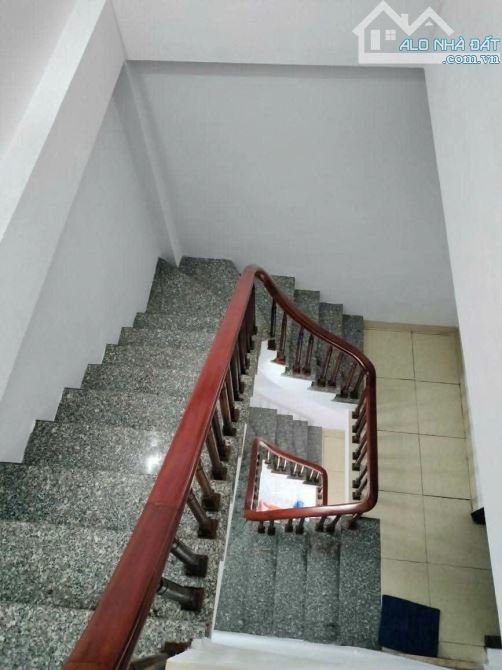 Kiến Hưng 36m 4T 5,5 tỷ , gần cầu Mậu Lương , giáp khu đô thị Xa La . - 4