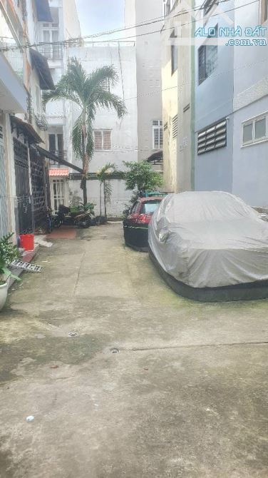 Bán nhà HXH TOYOTA ĐỖ CỬA Phan Đăng Lưu PN, 5 tầng, full nội thất, sổ đẹp, chỉ 8.x tỷ - 4