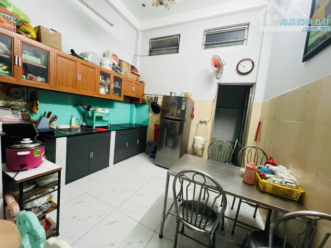 🏠 Bán nhà mặt tiền đường 3B, P. An Lạc, Bình Tân – 3 lầu, 5PN, giá 7.868 tỷ, SHR - 4