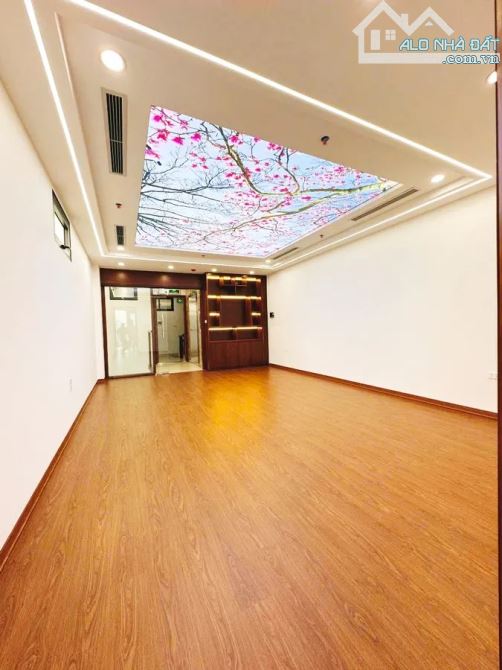 BÁN NHÀ MẶT PHỐ NGUYỄN KHANG – CẦU GIẤY – 79M² – 8 TẦNG – MẶT TIỀN 4.5M – GIÁ 69.6 TỶ - 4