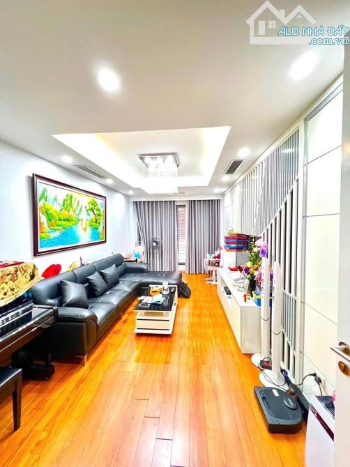 Bán nhà Nguyễn Khánh Toàn, Cầu Giấy, 60m2, 6 tầng, ô tô, phân lô, kinh doanh, 17 tỷ - 4