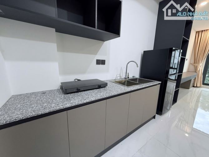 SIÊU PHẨM STUDIO FULL NỘI THẤT  CỬA SỔ LỚN CỰC RỘNG NGAY SÁT QUẬN 1ị - 4