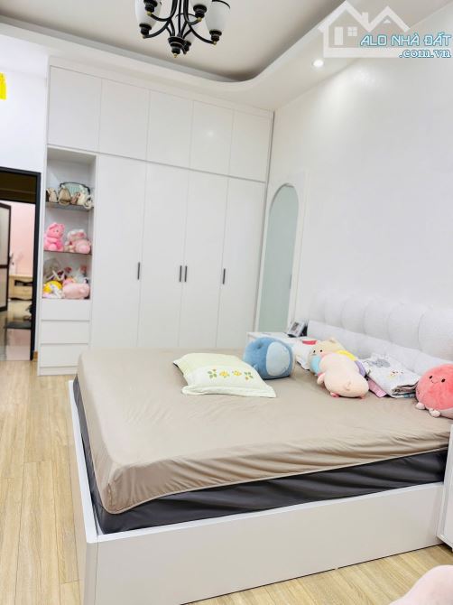 NHÀ BÁN KIM GIANG HOÀNG MAI 68M 10,8 TỶ 3 TẦNG NGÕ THÔNG TỨ TUNG 15M RA Ô TÔ TRÁNH GẦN PHỐ - 4