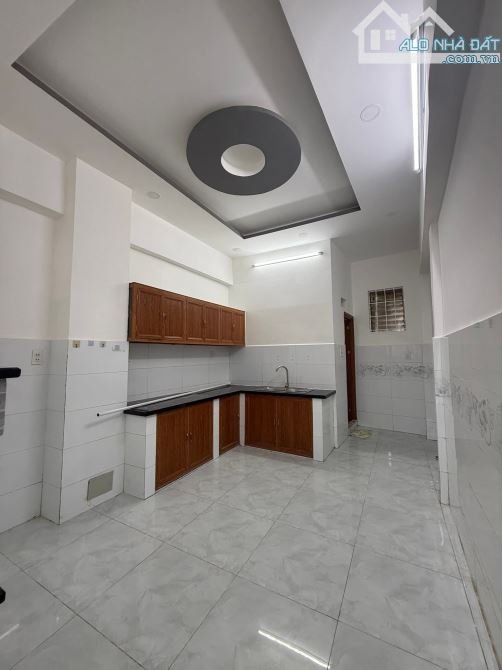 Hẻm 4M - Âu Dương Lân Quận 8, 43M2(3.2x13) 2 Tầng,  Sổ Vuông, Ko QH, Chỉ 5.2 tỷ TL - 4