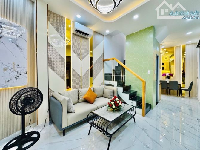 BÌNH THẠNH - GẦN ĐH TÔN ĐỨC THẮNG, KỀ QUẬN 1 - 2 TẦNG BTCT - 24M2 CHỈ 4.68T_251006 - 4