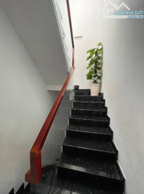 NHÀ 3 TẦNG ĐẸP XUÂN THỚI SƠN – HÓC MÔN | 110M2 | HẺM XE HƠI – GẦN NGUYỄN THỊ THỬ | GIÁ CHỈ - 4