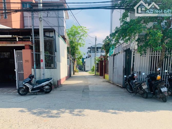 BÁN ĐẤT LẠI THẾ CÁCH ĐƯỜNG PHẠM VĂN ĐỒNG 1 NHÀ MẶT TIỀN - 4