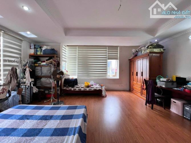 Bán nhà Phạm Văn Đồng thông Doãn Kế Thiện, 38m2*5T, ngõ thông kinh doanh trải nhựa, 9 tỷ - 4