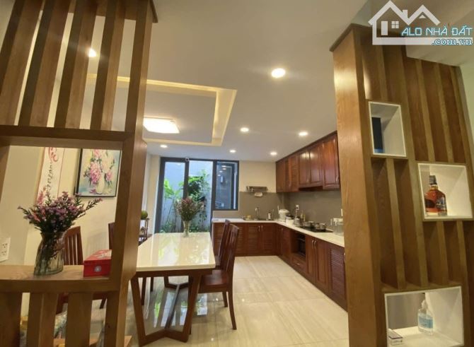 BÁN NHÀ CƯ XÁ NGUYỄN TRUNG TRỰC, QUẬN 10. GIÁ 6TỶ840/70M2(5x14M). ĐƯỜNG NỘI KHU AN NINH - 4