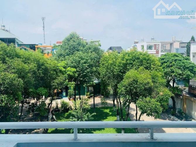 Bán nhà hẻm 872 Quang Trung, P8, MT công viên, DT 4*16m, 4tấm, HXH 9m, 9.7tỷ - 4