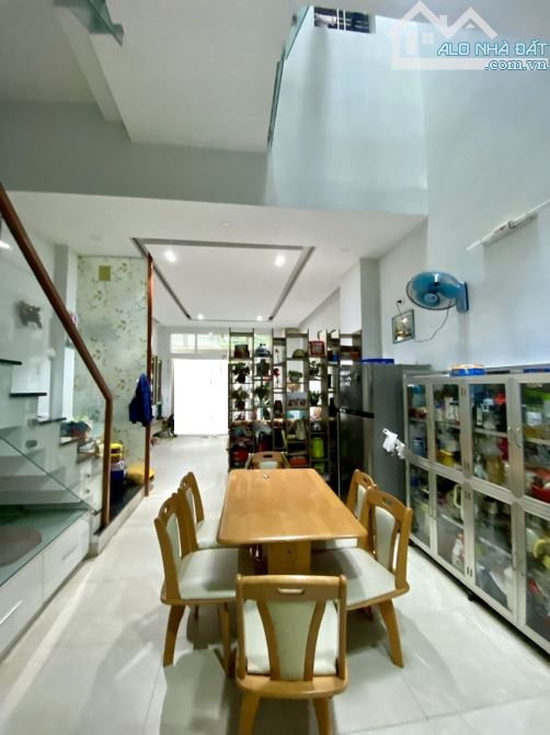 GIÁ RẺ -Nhà 4 Tầng đường 7m5 Hàn Thuyên, - Giá 11 tỷ TL CHÍNH CHỦ - 4