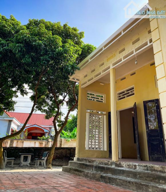 Mua đất tặng nhà C4 250M_100M đất ở bám trục chính liên thôn ô tô vào tận đất_Ba Vì - 4
