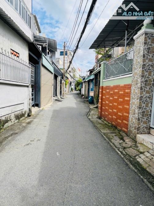 DUY NHẤT | Nhà 3 Tầng  85M² Lõi Thủ Đức | Ô TÔ ĐỖ CỔNG | Sổ Sẵn | 7.2 TỶ CHỐT GẤP! - 4