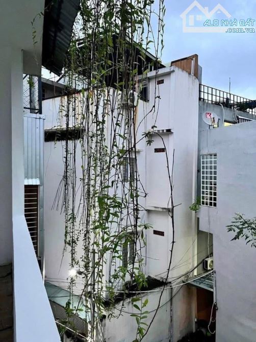 Nhà 4 tầng kiệt Huỳnh Ngọc Huệ sau lưng mặt tiền gần Công Viên - 4