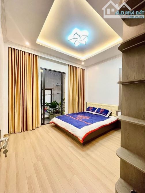 BÁN NHÀ ĐẸP HOÀNG HOA THÁM – THANG MÁY, Ô TÔ QUA NHÀ – 45M2 x 6T. GIÁ CHỈ 9.3 TỶ - 4