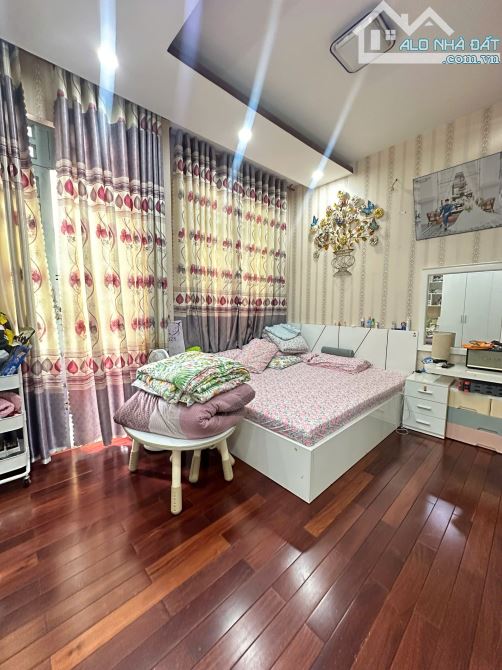 SIÊU PHẦM 4 TẦNG GẦN LÊ TRỌNG TẤN GIÁP TÂN PHÚ -70M2 (4.5x15.5) - HẺM XE TẢI. CHỈ HƠN 6 TỶ - 4