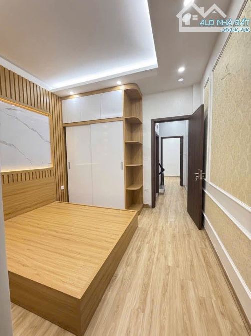 BÁN NHÀ KIM GIANG – PHÂN LÔ Ô TÔ ĐỖ CỬA – NHÀ ĐẸP   38.M.CHỈ 8.25 TỶ - 4