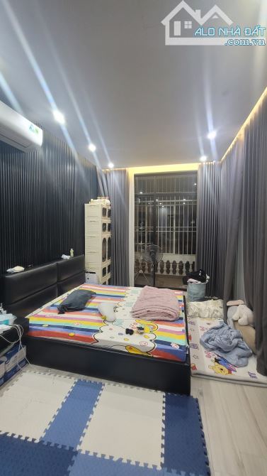 Bán nhà ngõ 86 Chùa Hà ( oto đậu cửa) 51m2 sổ - 5 tầng - MT 4,6m - Giá chỉ 21 tỷ . - 4