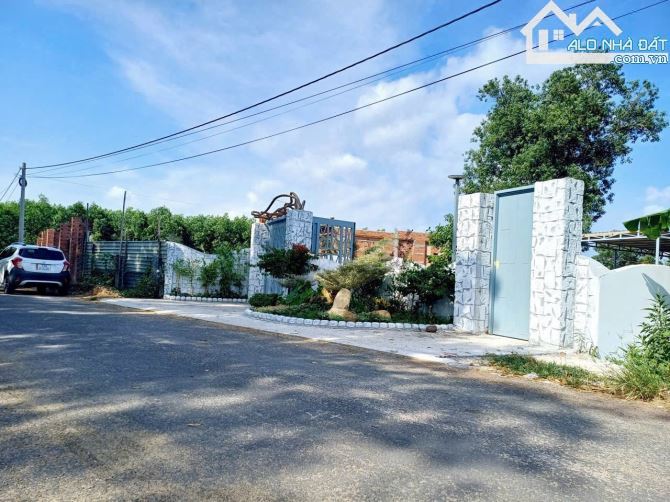 🏡 Nhà vườn 707m², thổ cư 100m², mặt tiền đường nhựa 8m, xã Phước Hải, giá 3.5 tỷ 💰 - 4