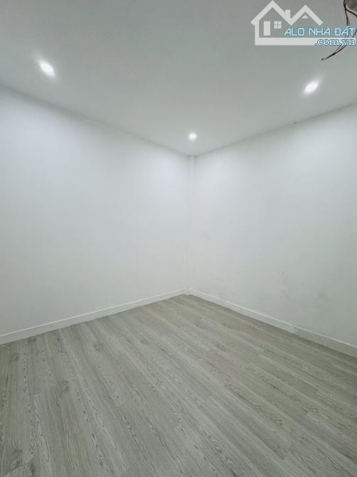 NHÀ MỚI 1 TRỆT 1 LỮNG DT 3.9x14 NGAY LÊ VĂN KHƯƠNG Q12- GIÁ 3TY440 - 4