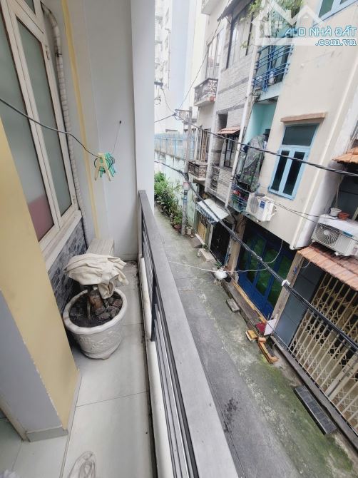 NHÀ NHỈNH 5.5 TỶ HIẾM CÓ TRUNG TÂM Q3 HẺM XE HƠI, 4 TẦNG, 3 PHÒNG NGỦ, GIÁ CHÀO 5.5 TỶ - 4
